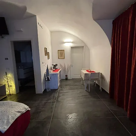 Maso Kreuzberg, Romantica Piano Terra 7