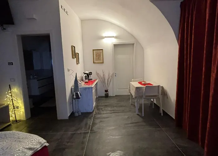 Maso Kreuzberg, Romantica Piano Terra 7